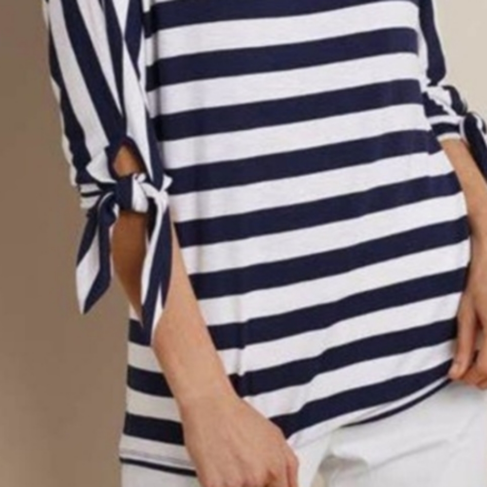 Soft Surroundings Blue & White ¾ Sleeve Tee. Large. - Picture 5 of 12